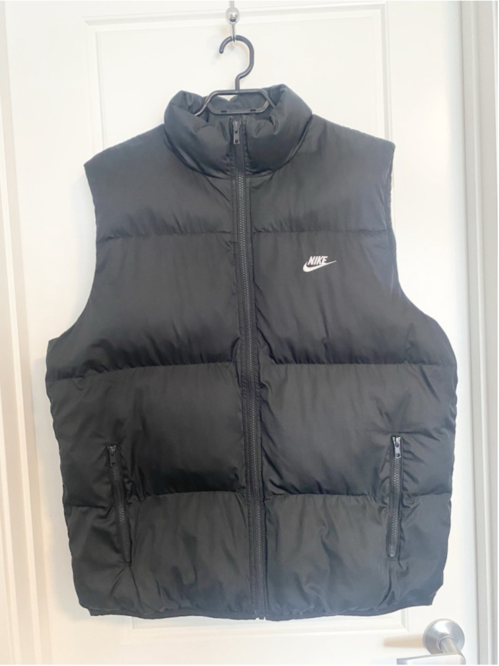 Nike Sportswear Club PrimaLoft Puffer Vest Black Men’s Medium M Water Repellent